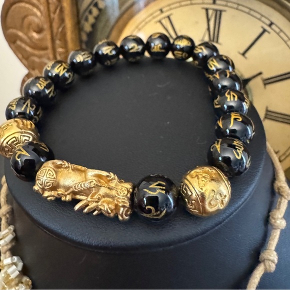 Regal Gold Pearly White Beaded Fringe Statement Choker Necklace w Dagon bracelet - Picture 6 of 7